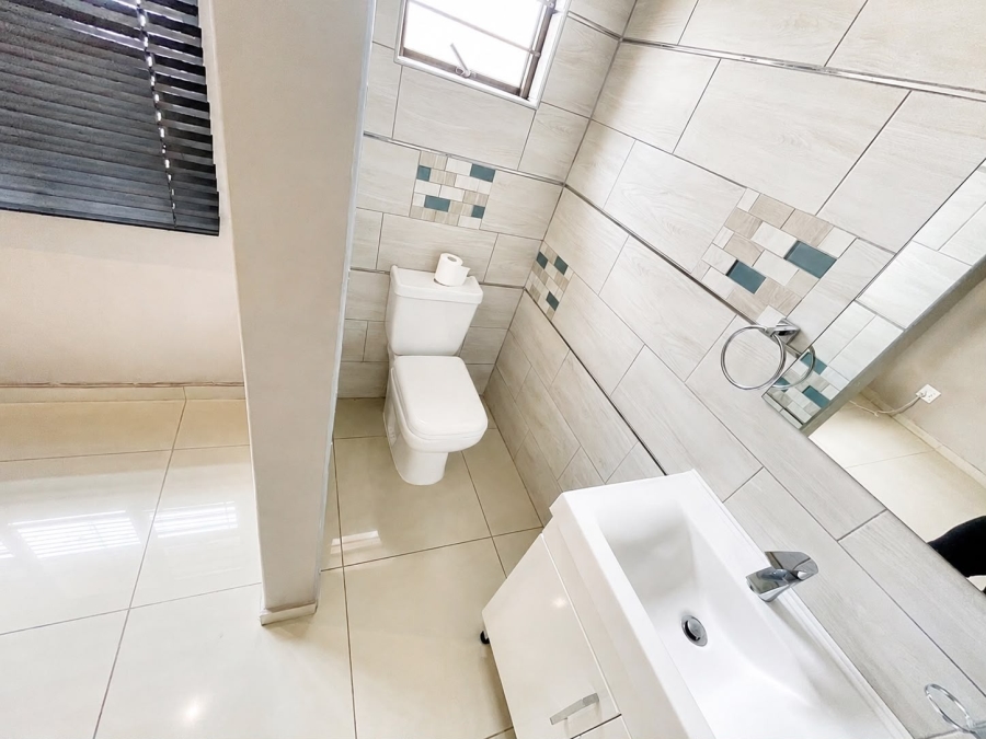 3 Bedroom Property for Sale in Ocean View KwaZulu-Natal