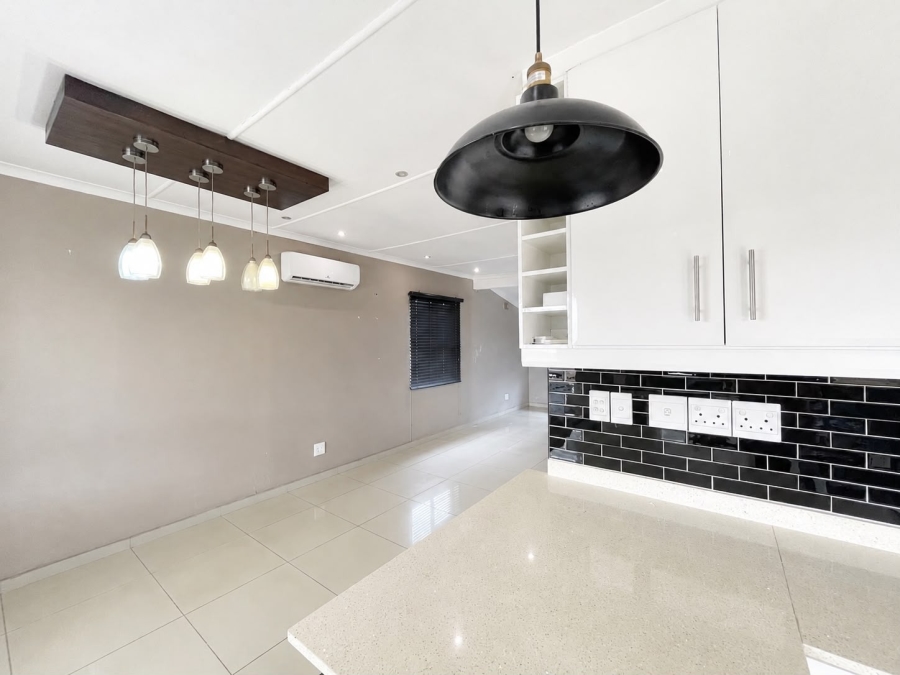 3 Bedroom Property for Sale in Ocean View KwaZulu-Natal