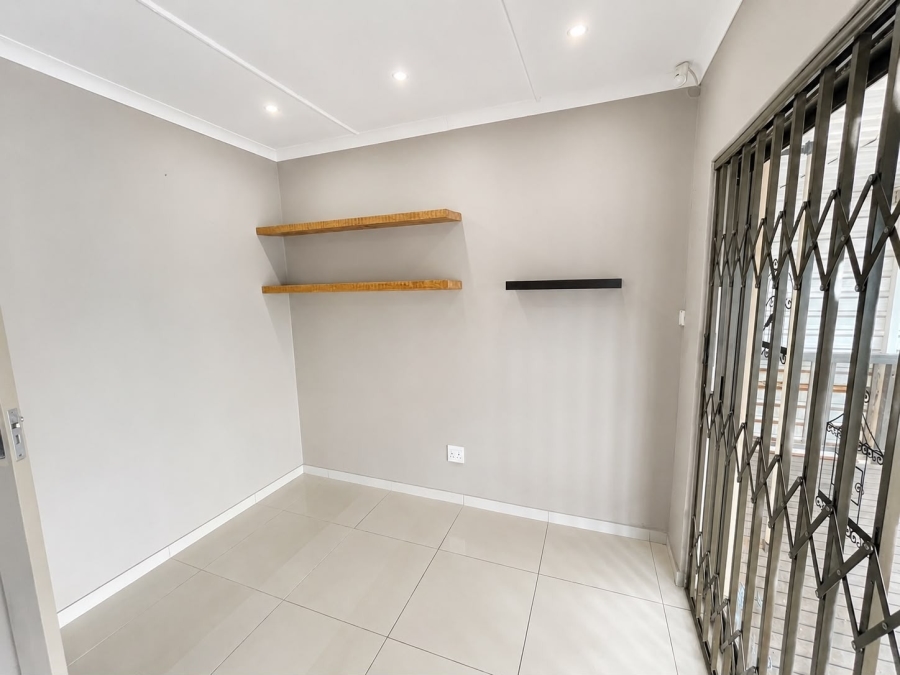 3 Bedroom Property for Sale in Ocean View KwaZulu-Natal