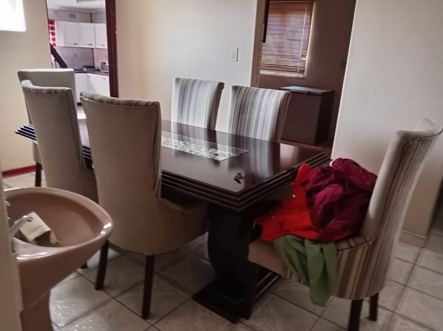 4 Bedroom Property for Sale in Silverglen KwaZulu-Natal