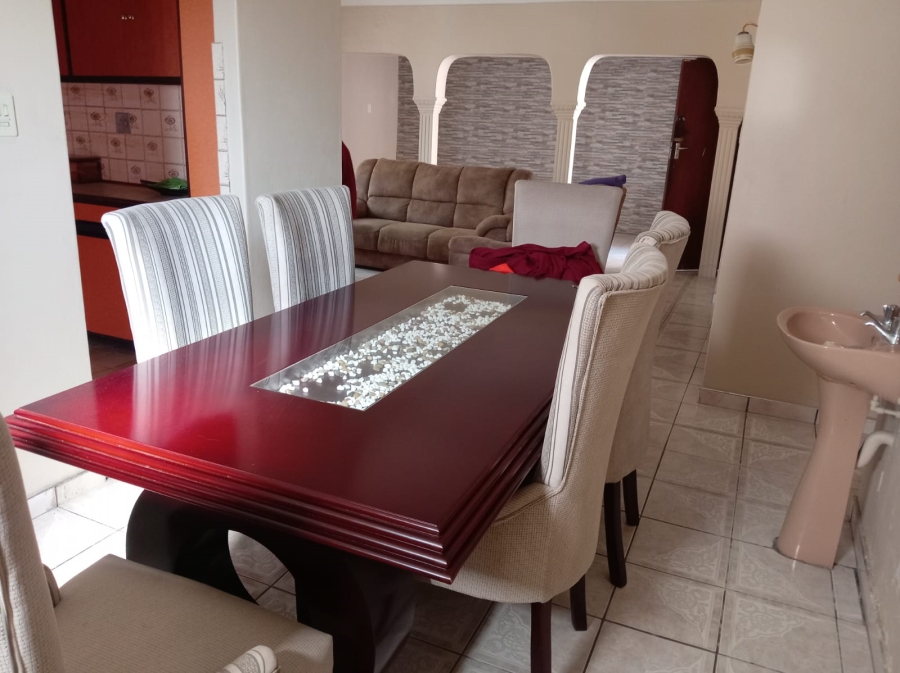 4 Bedroom Property for Sale in Silverglen KwaZulu-Natal