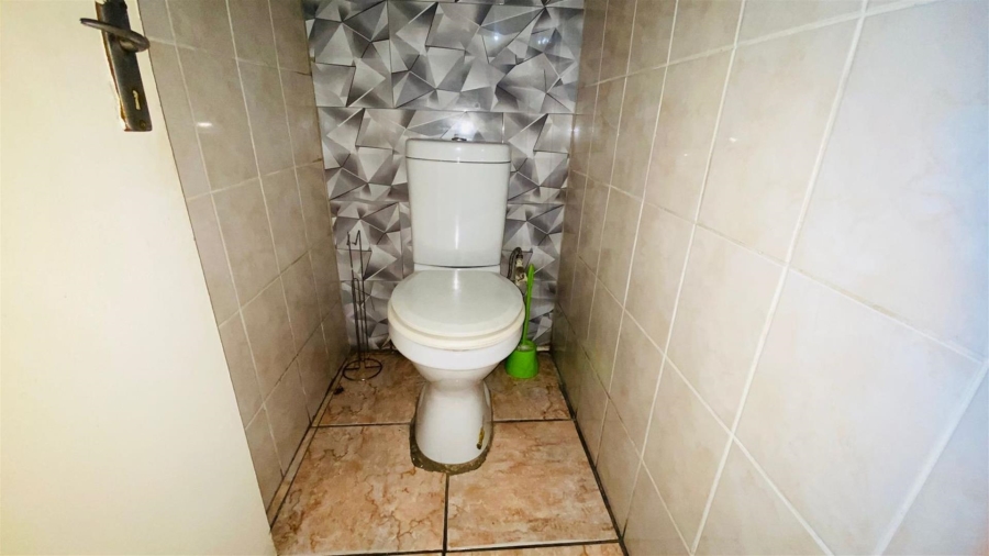 To Let 2 Bedroom Property for Rent in South Beach KwaZulu-Natal