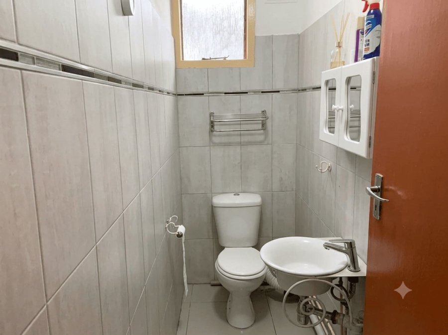 2 Bedroom Property for Sale in New Germany KwaZulu-Natal