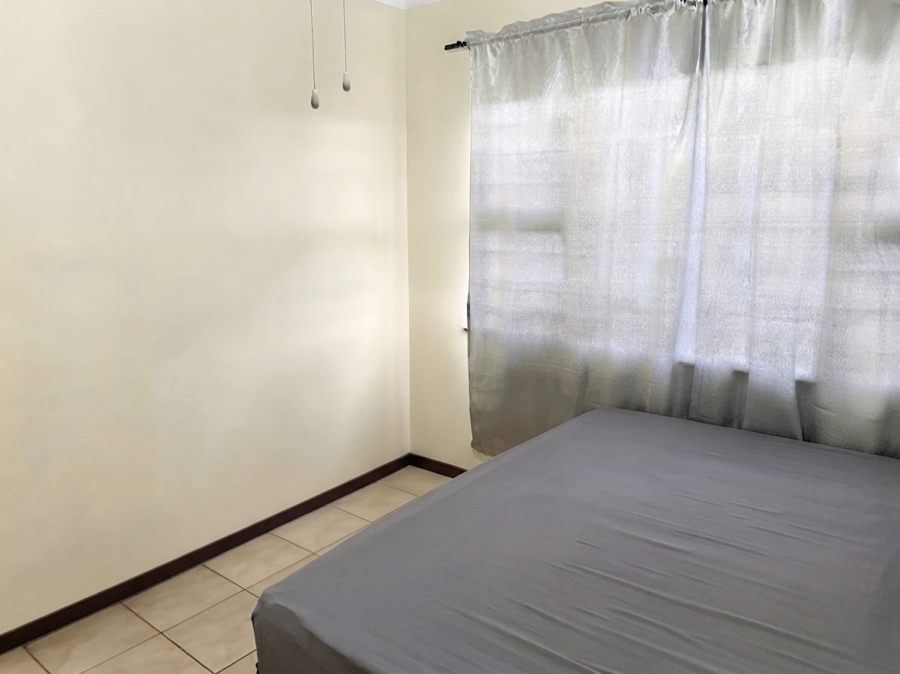 To Let 2 Bedroom Property for Rent in Escombe KwaZulu-Natal
