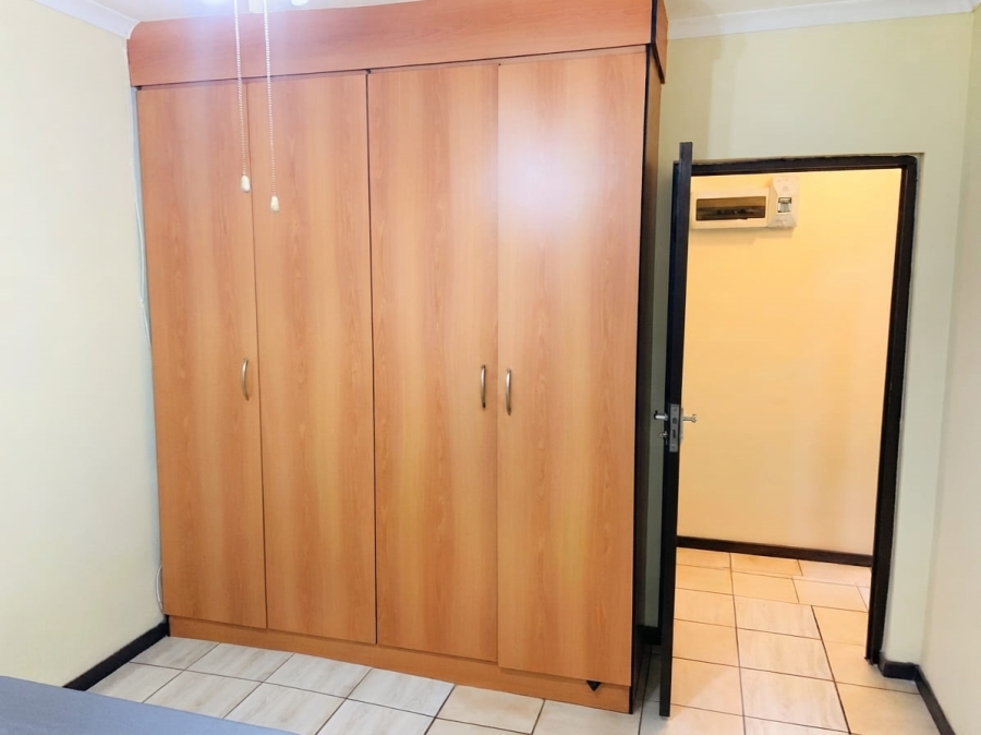 To Let 2 Bedroom Property for Rent in Escombe KwaZulu-Natal