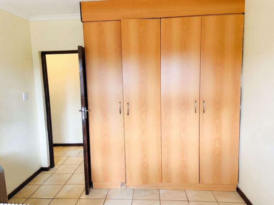 To Let 2 Bedroom Property for Rent in Escombe KwaZulu-Natal