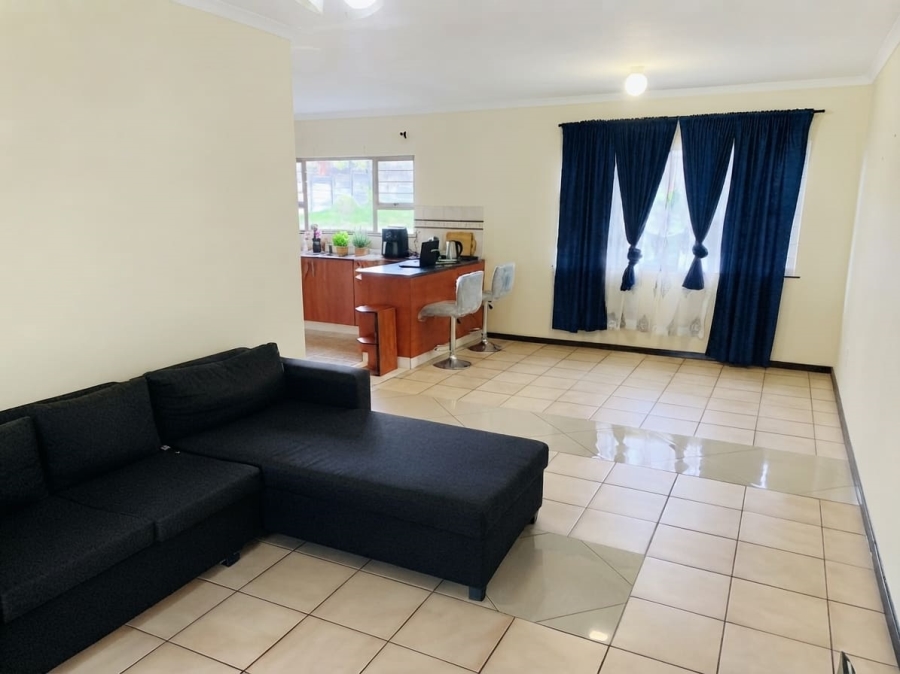 To Let 2 Bedroom Property for Rent in Escombe KwaZulu-Natal