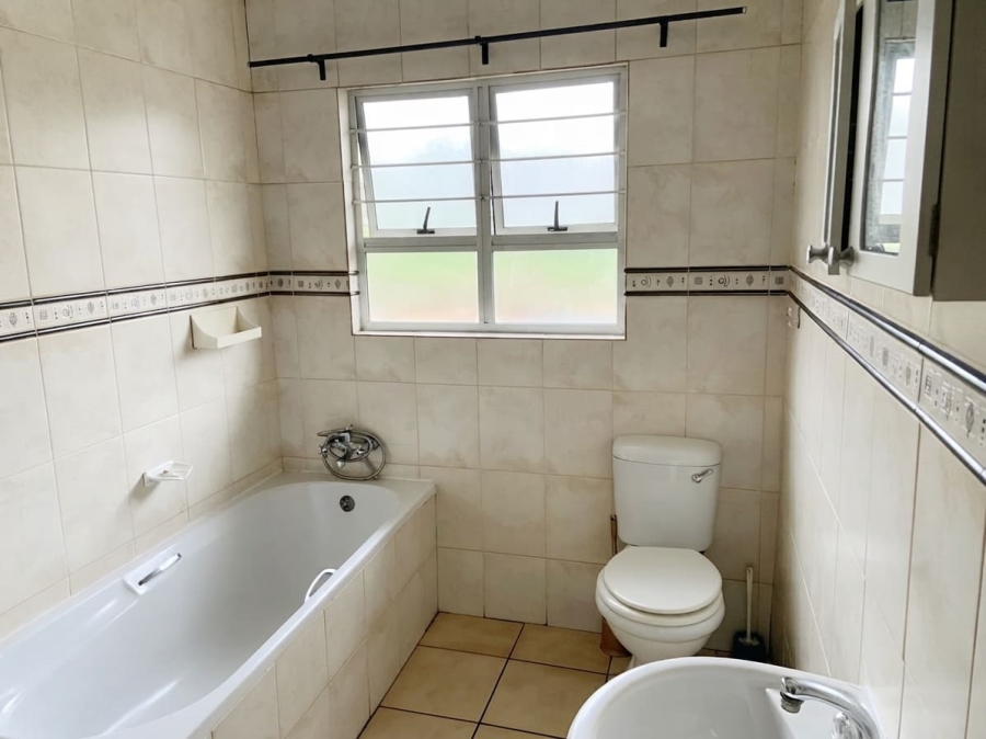 To Let 2 Bedroom Property for Rent in Escombe KwaZulu-Natal