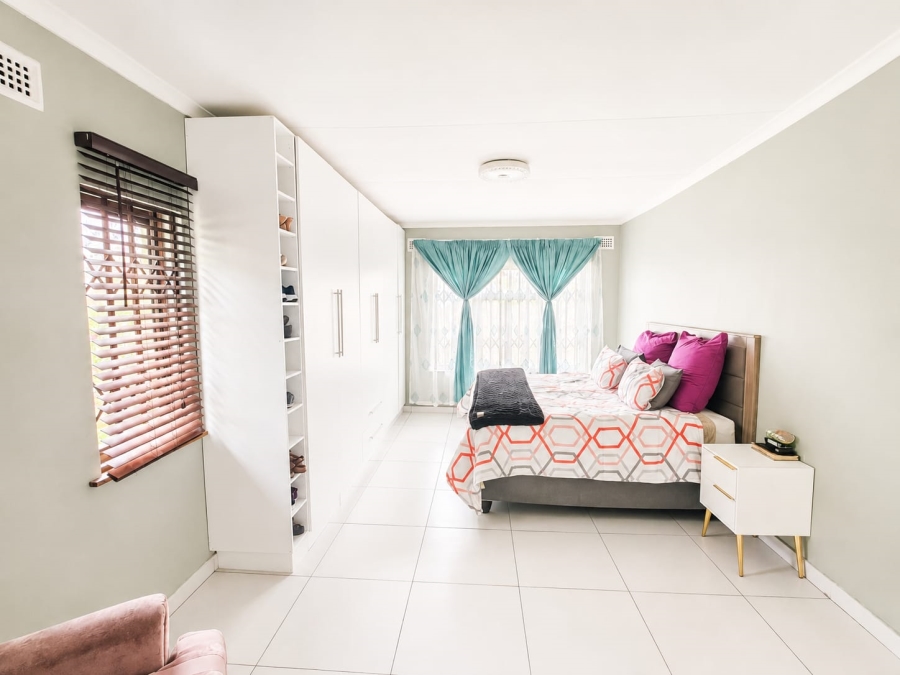 4 Bedroom Property for Sale in Westville Central KwaZulu-Natal