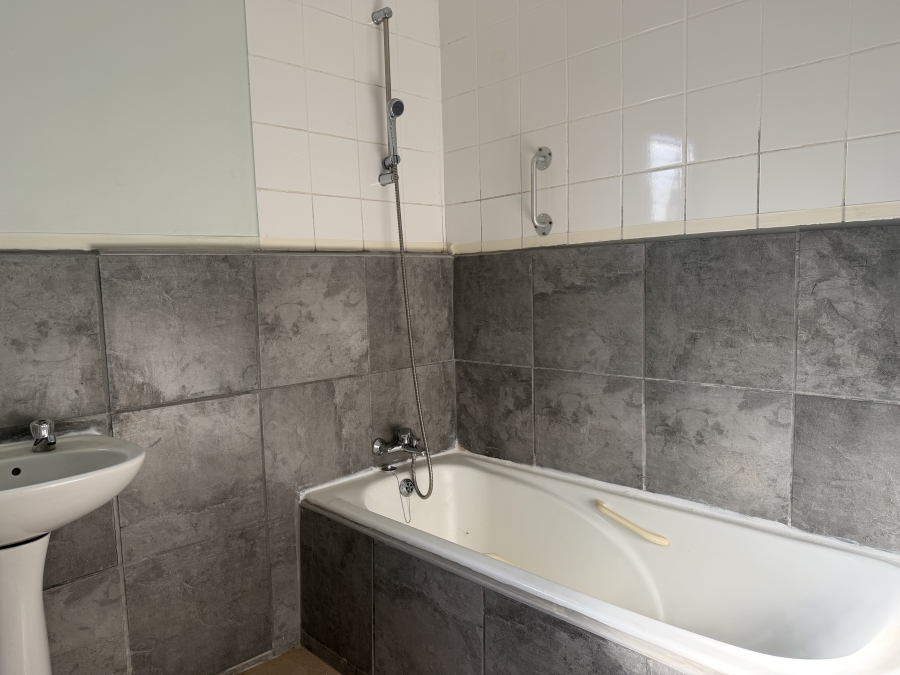 2 Bedroom Property for Sale in Howick Rural KwaZulu-Natal