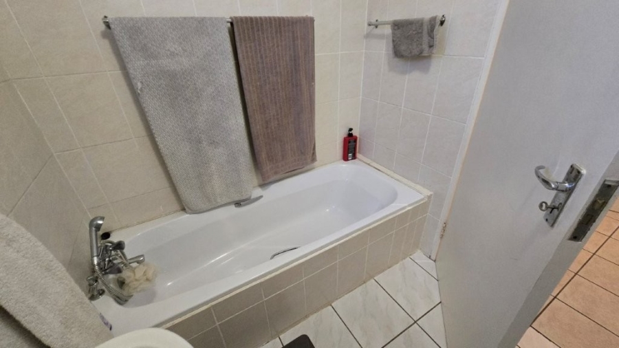 4 Bedroom Property for Sale in Farningham Ridge KwaZulu-Natal
