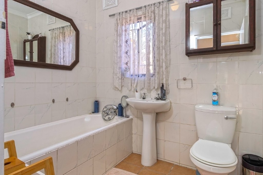 4 Bedroom Property for Sale in Farningham Ridge KwaZulu-Natal