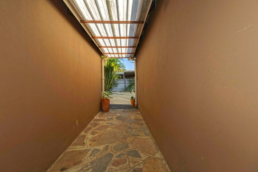 4 Bedroom Property for Sale in Farningham Ridge KwaZulu-Natal