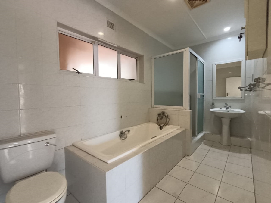 4 Bedroom Property for Sale in Ballito Central KwaZulu-Natal