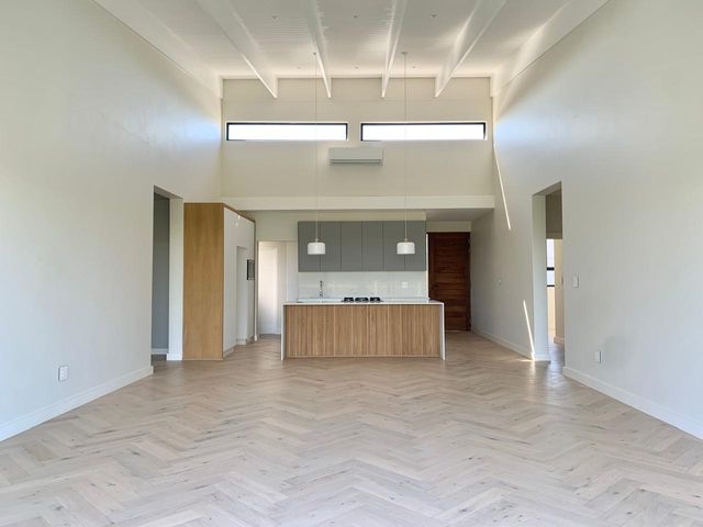 To Let 3 Bedroom Property for Rent in Salt Rock KwaZulu-Natal