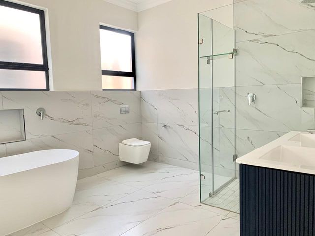 To Let 3 Bedroom Property for Rent in Salt Rock KwaZulu-Natal