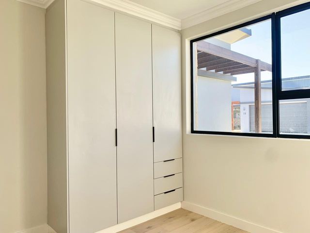 To Let 3 Bedroom Property for Rent in Salt Rock KwaZulu-Natal