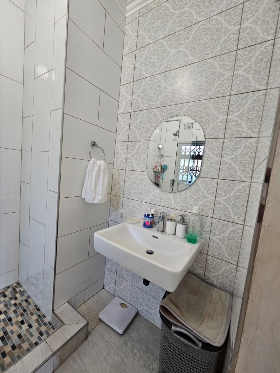 3 Bedroom Property for Sale in Chase Valley KwaZulu-Natal