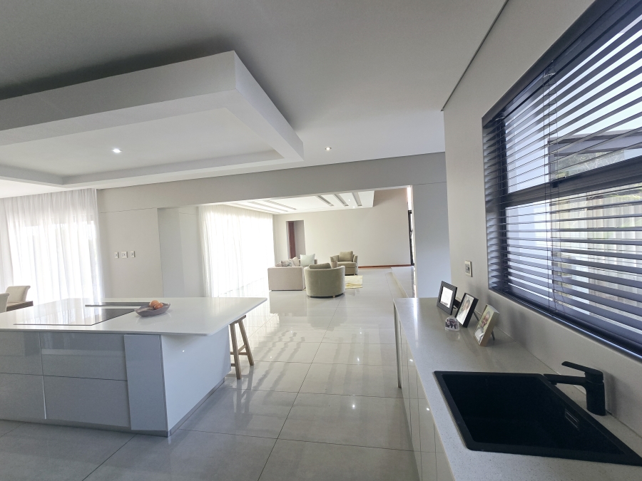 To Let 5 Bedroom Property for Rent in Hilltop Private Estate KwaZulu-Natal