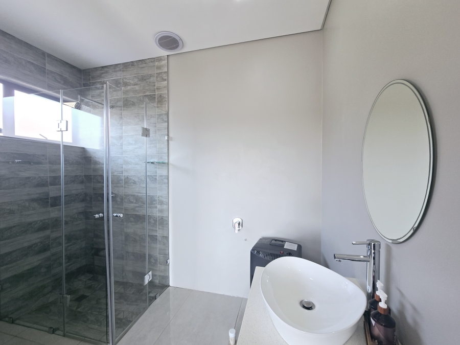 To Let 5 Bedroom Property for Rent in Hilltop Private Estate KwaZulu-Natal