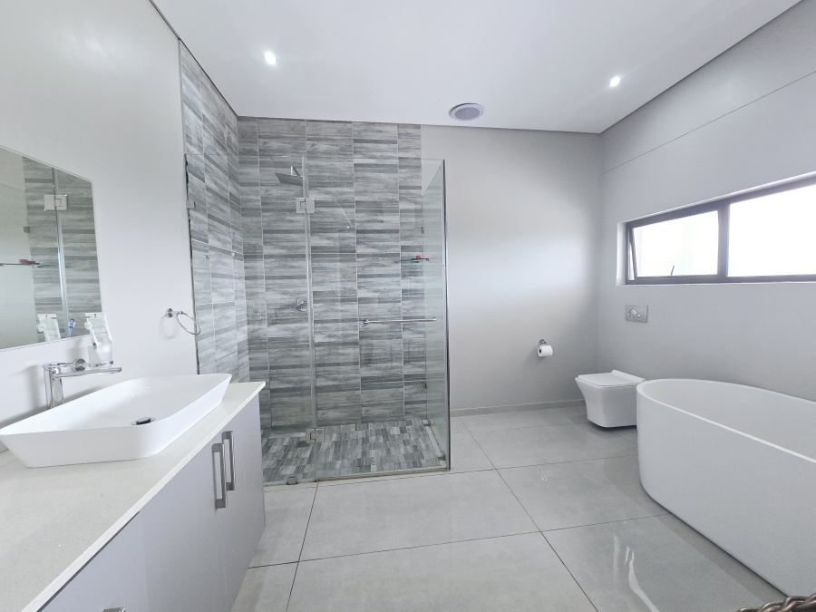 To Let 5 Bedroom Property for Rent in Hilltop Private Estate KwaZulu-Natal