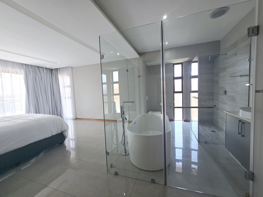 To Let 5 Bedroom Property for Rent in Hilltop Private Estate KwaZulu-Natal