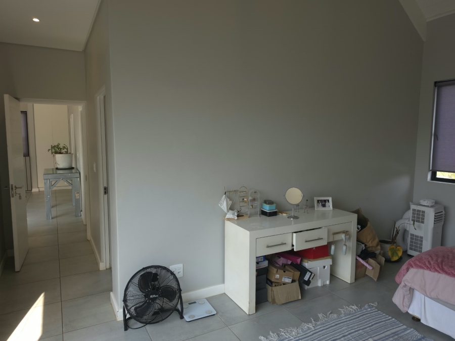 To Let 4 Bedroom Property for Rent in Zululami Coastal Estate KwaZulu-Natal