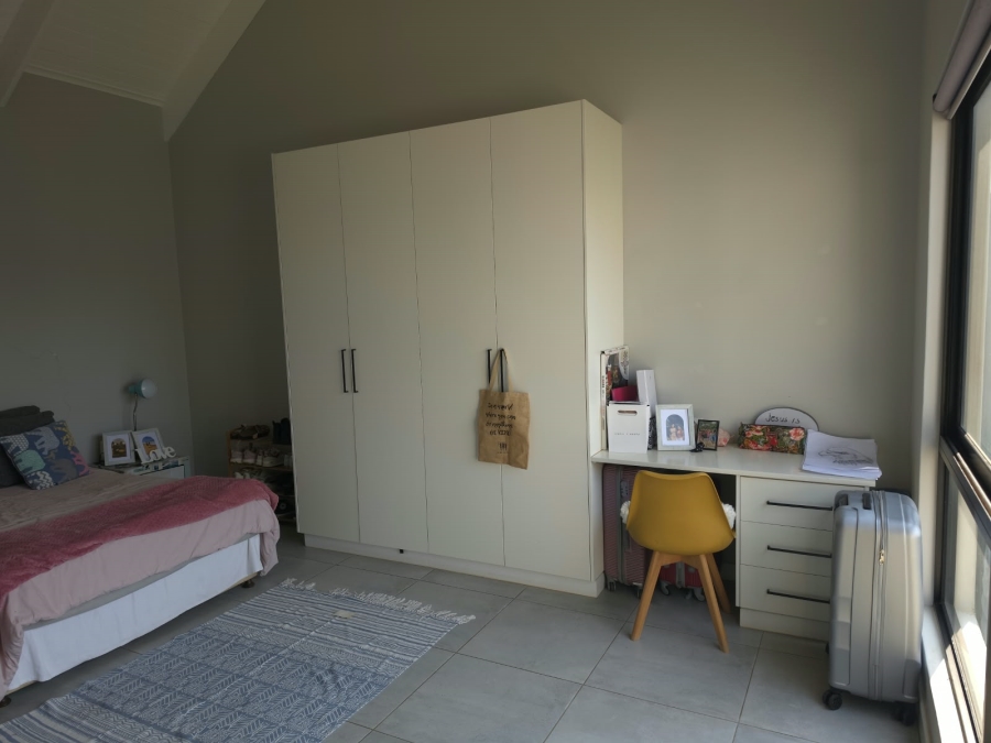 To Let 4 Bedroom Property for Rent in Zululami Coastal Estate KwaZulu-Natal