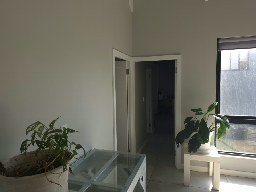 To Let 4 Bedroom Property for Rent in Zululami Coastal Estate KwaZulu-Natal