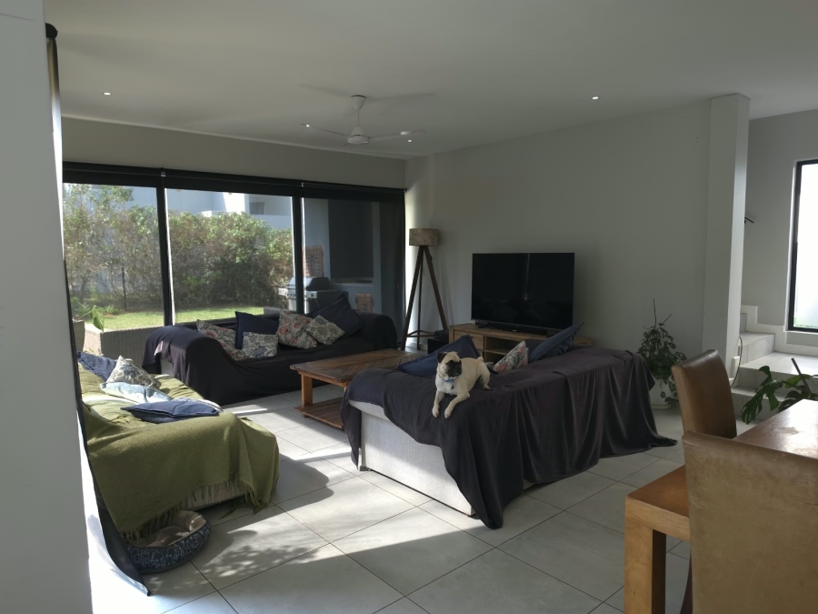 To Let 4 Bedroom Property for Rent in Zululami Coastal Estate KwaZulu-Natal