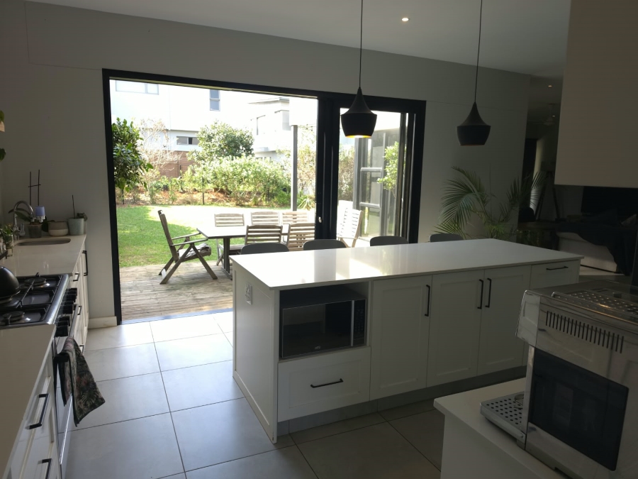 To Let 4 Bedroom Property for Rent in Zululami Coastal Estate KwaZulu-Natal