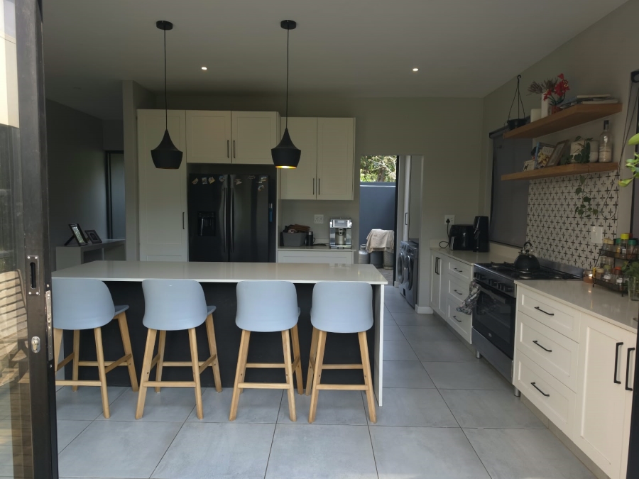 To Let 4 Bedroom Property for Rent in Zululami Coastal Estate KwaZulu-Natal