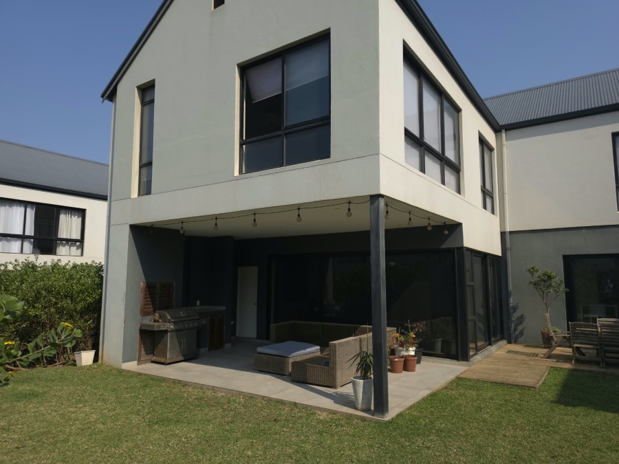 To Let 4 Bedroom Property for Rent in Zululami Coastal Estate KwaZulu-Natal