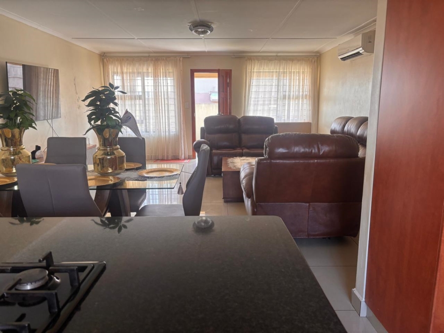 3 Bedroom Property for Sale in ZSM Industrial KwaZulu-Natal