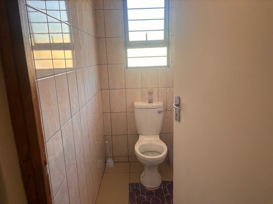 3 Bedroom Property for Sale in ZSM Industrial KwaZulu-Natal