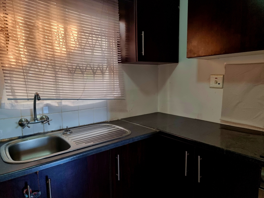 To Let 2 Bedroom Property for Rent in Umhlathuze KwaZulu-Natal
