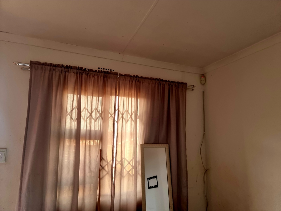 To Let 2 Bedroom Property for Rent in Umhlathuze KwaZulu-Natal
