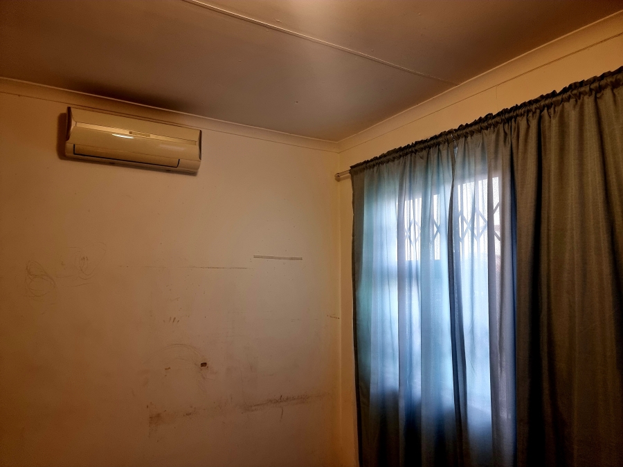 To Let 2 Bedroom Property for Rent in Umhlathuze KwaZulu-Natal