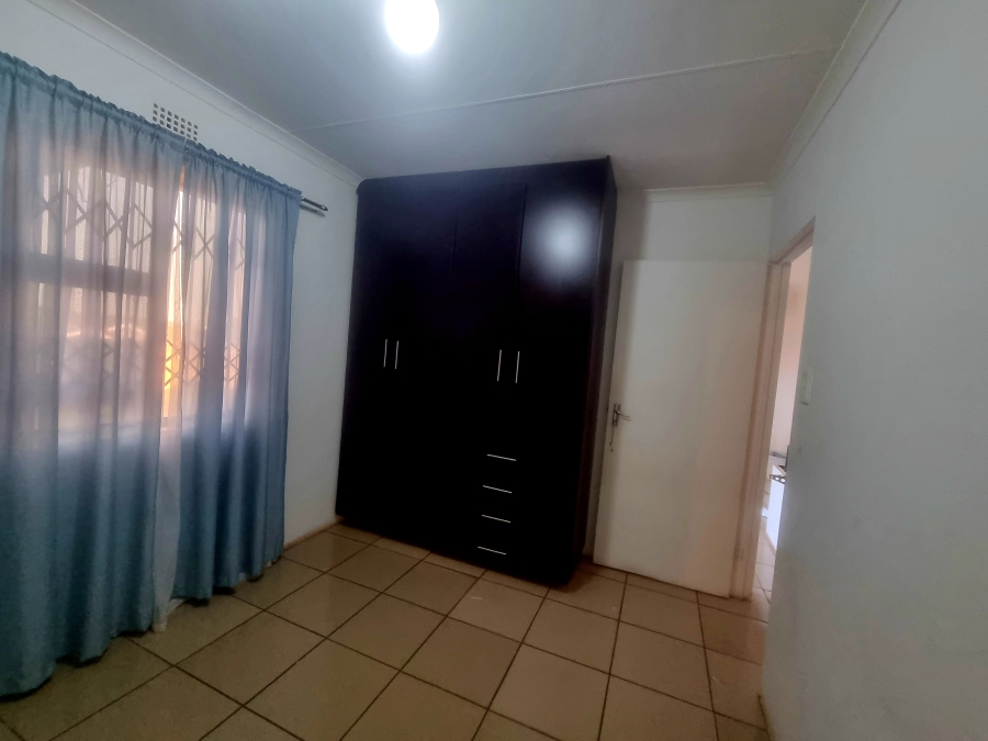 To Let 2 Bedroom Property for Rent in Umhlathuze KwaZulu-Natal