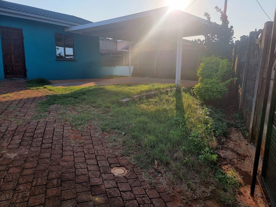 To Let 2 Bedroom Property for Rent in Umhlathuze KwaZulu-Natal