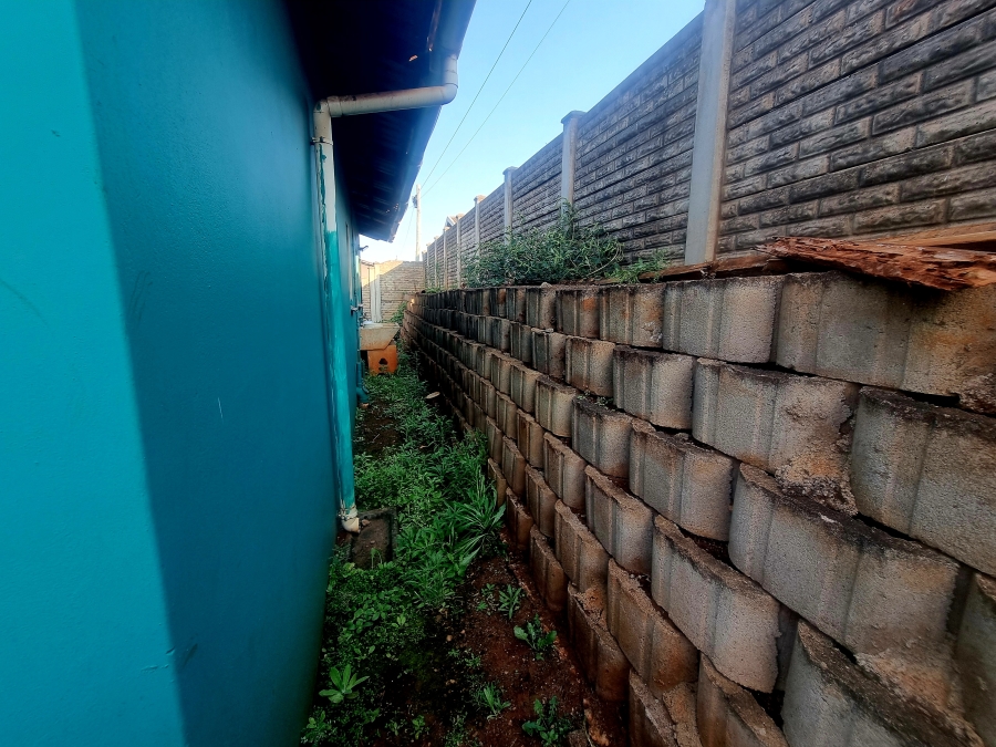 To Let 2 Bedroom Property for Rent in Umhlathuze KwaZulu-Natal