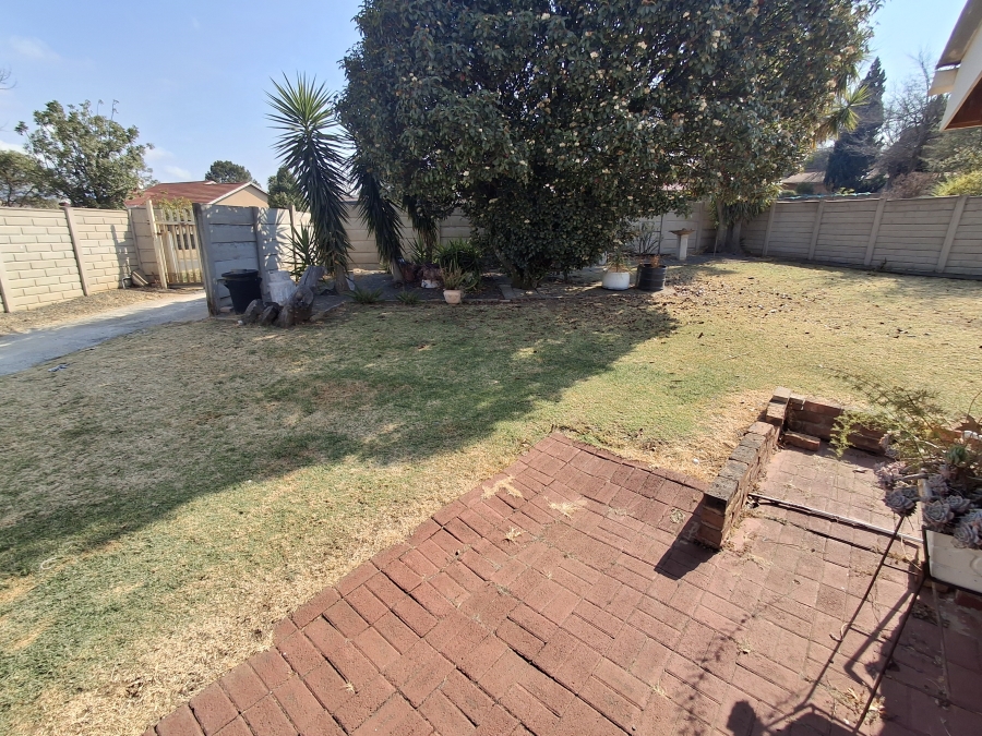 4 Bedroom Property for Sale in Sunnyridge KwaZulu-Natal