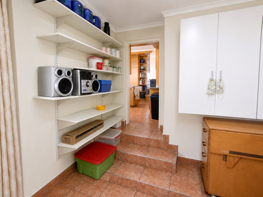 4 Bedroom Property for Sale in Sunnyridge KwaZulu-Natal