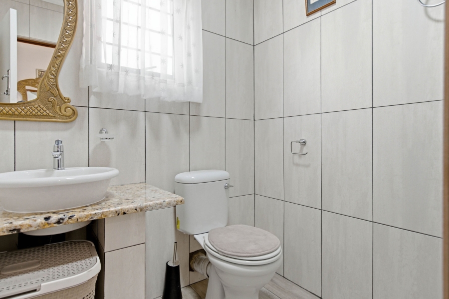 4 Bedroom Property for Sale in Pennington KwaZulu-Natal
