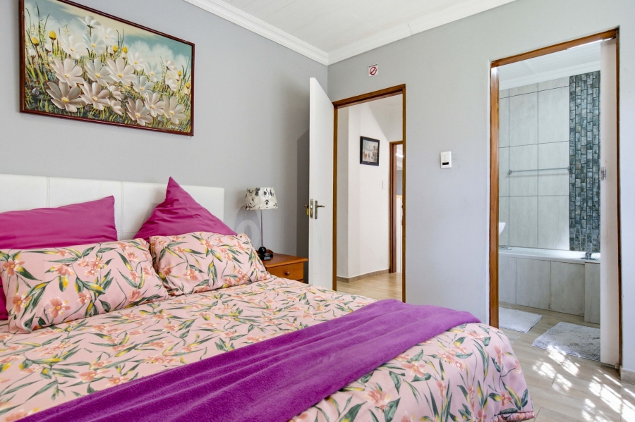 4 Bedroom Property for Sale in Pennington KwaZulu-Natal