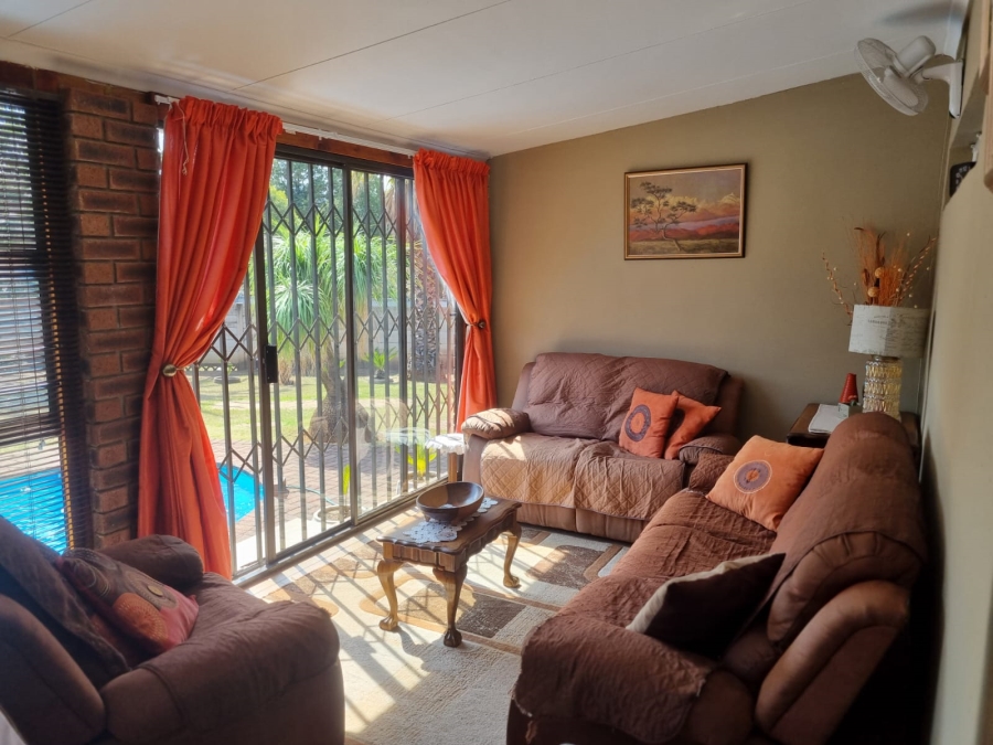 3 Bedroom Property for Sale in Pioneer Park KwaZulu-Natal