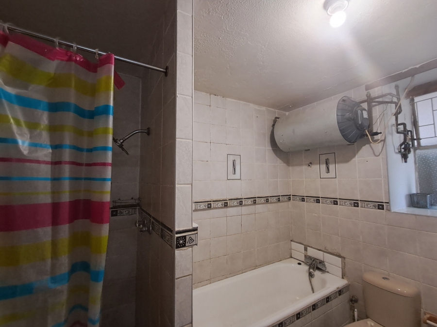 2 Bedroom Property for Sale in Pioneer Park KwaZulu-Natal