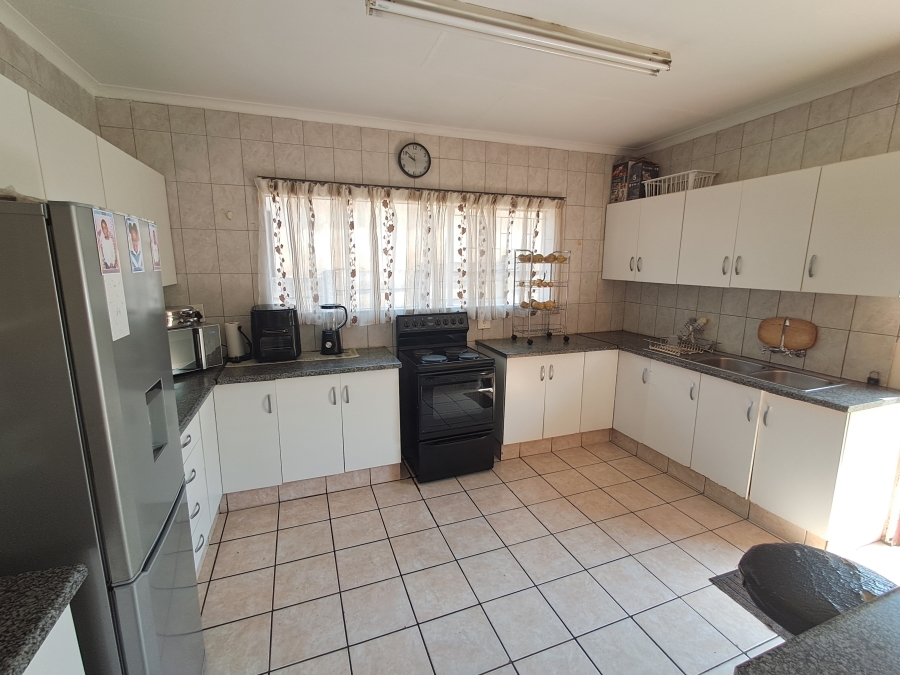 4 Bedroom Property for Sale in Ncandu Park KwaZulu-Natal