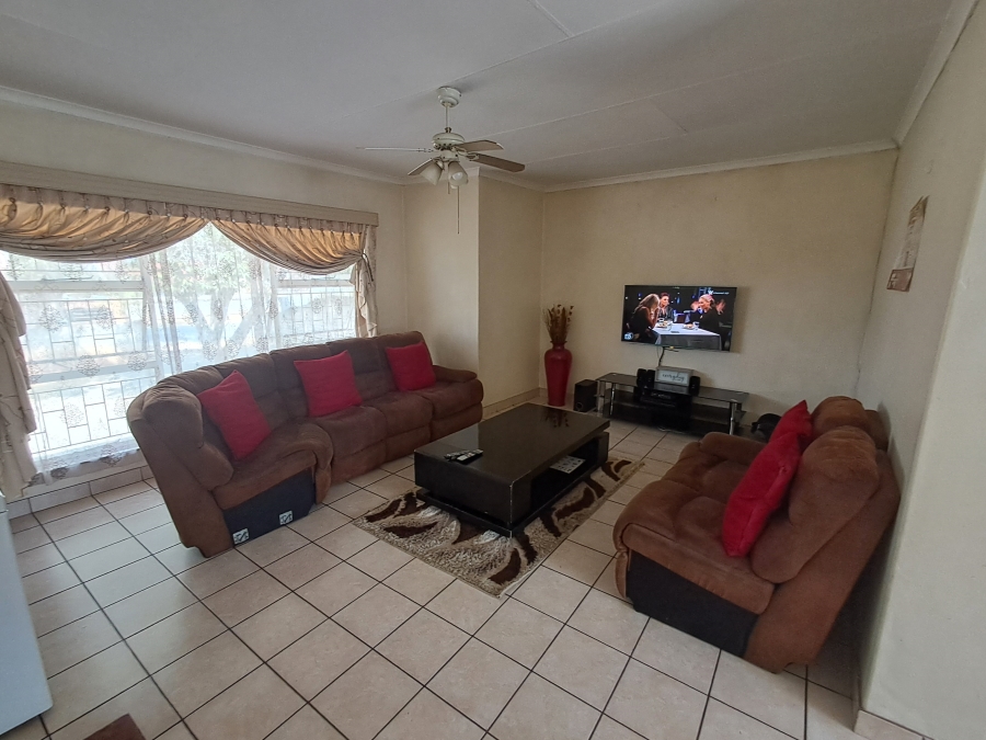 4 Bedroom Property for Sale in Ncandu Park KwaZulu-Natal