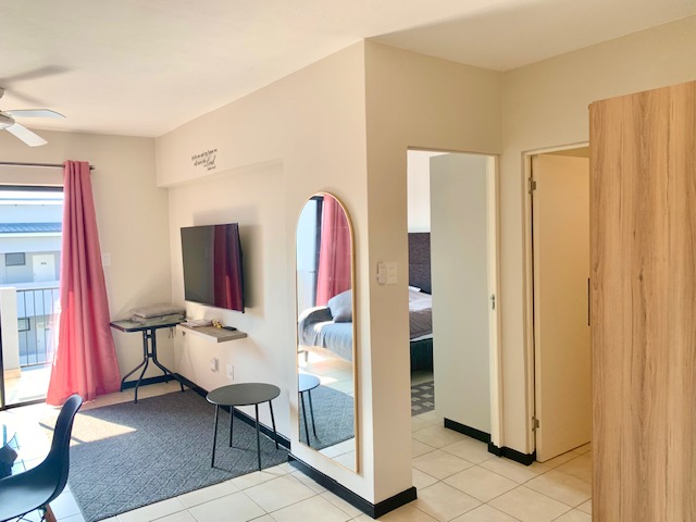 To Let 1 Bedroom Property for Rent in North Point KwaZulu-Natal